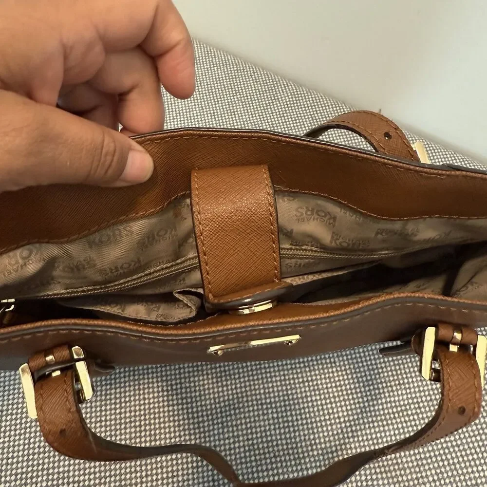 MICHAEL KORS Large Saffiano Leather Tote JET SET Tall TRAVEL ACORN BROWn